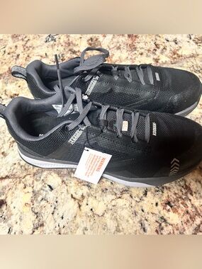 NWT Kodiak Steel Toe Black Men's 9W Low-Top Work Shoes Slip/Electric ShockResist